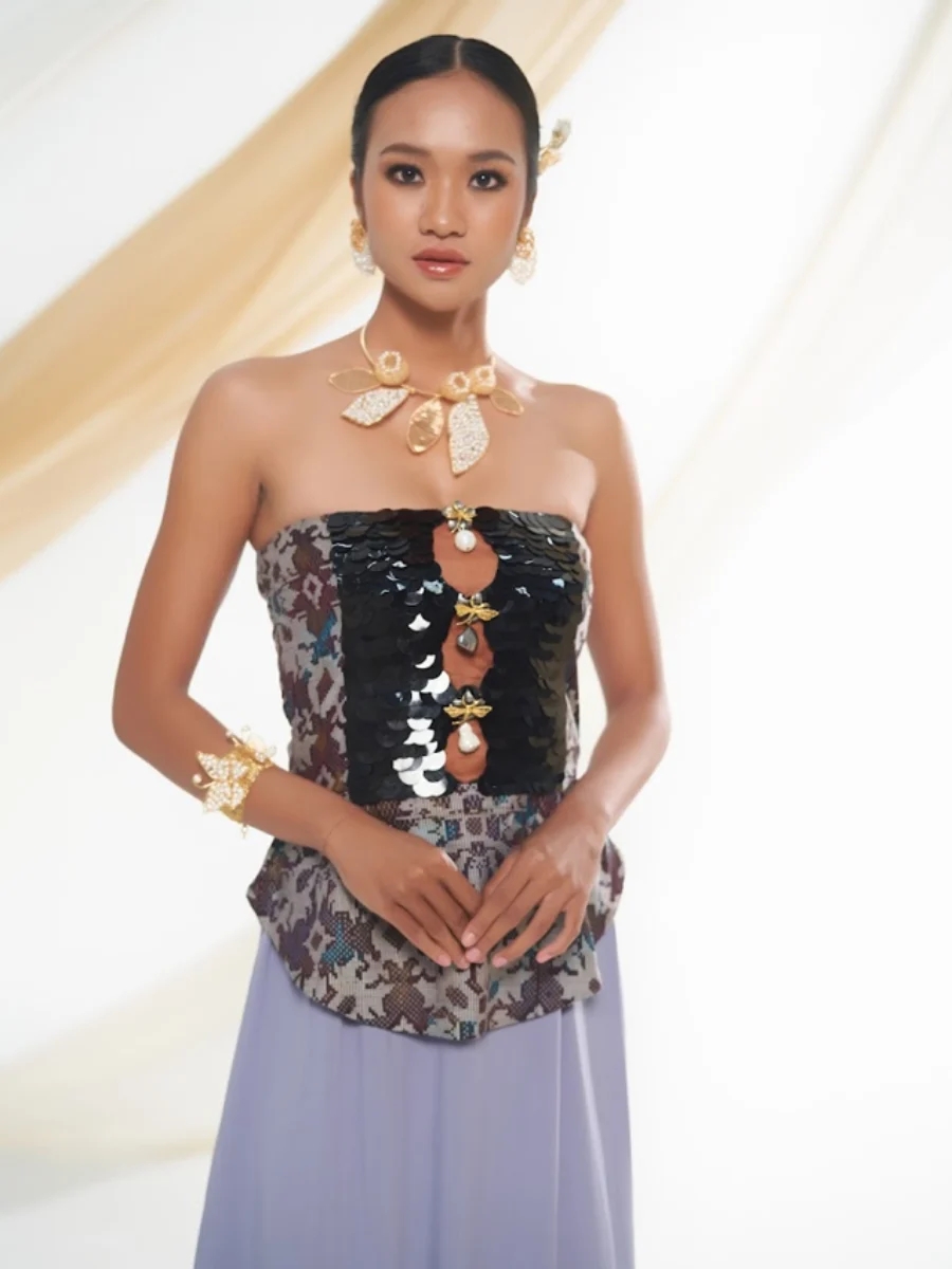 Handmade bustier and lavender fluid skirt - Casa Annie Bali our works image 1